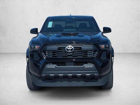 Used 2025 Toyota Tacoma TRD Sport w/ TRD Sport Upgrade Package AWD/4WD image 6