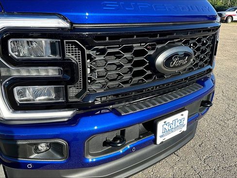 New 2026 Ford F250 Lariat w/ Black Appearance Package image 35