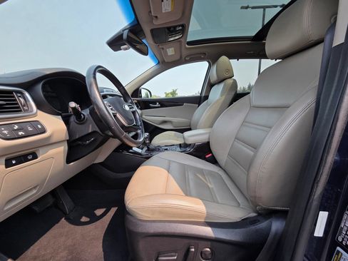 Used 2019 Kia Sorento EX w/ EX Touring Package AWD/4WD image 25