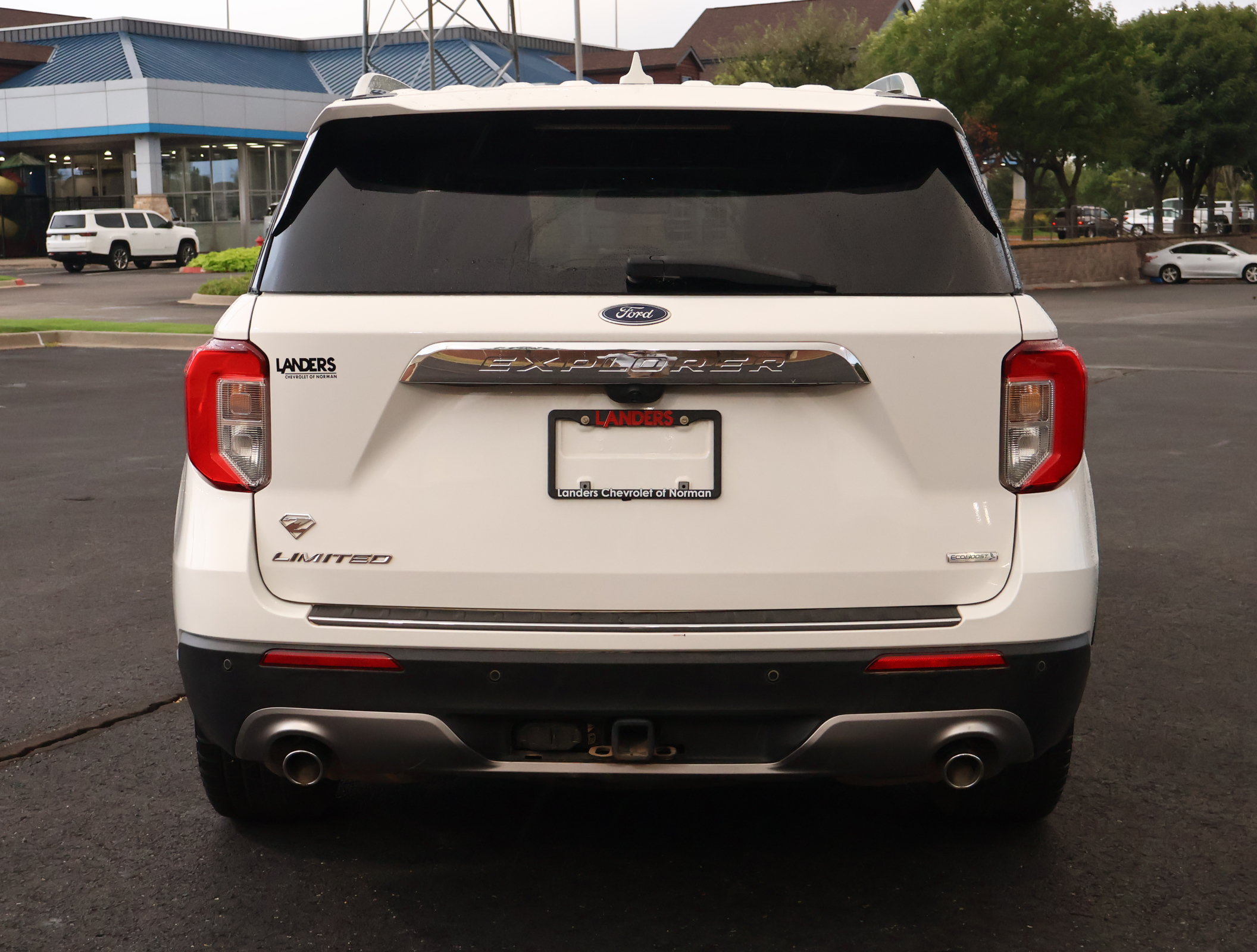Used 2020 Ford Explorer Limited w/ Class III Trailer Tow Package RWD image 32