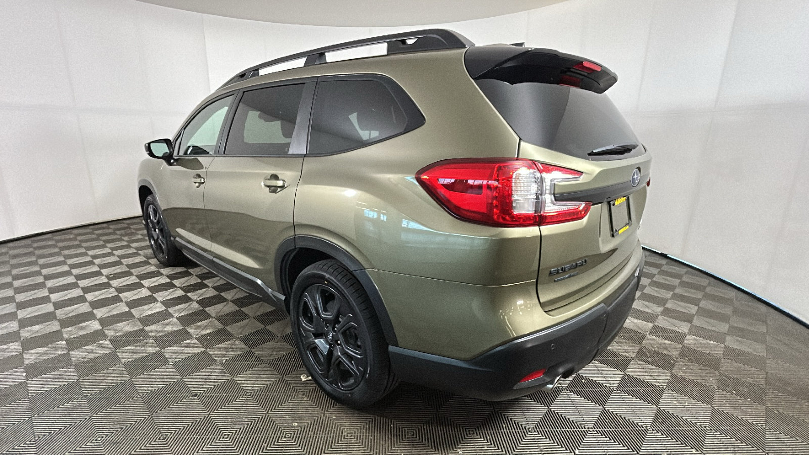 Used 2024 Subaru Ascent Onyx Edition AWD/4WD image 5