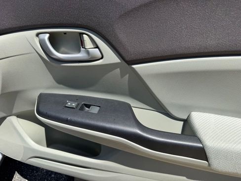 Used 2012 Honda Civic LX image 42