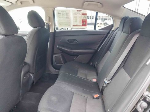 Used 2024 Nissan Sentra SV FWD image 18