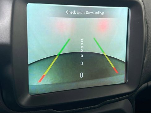 Used 2022 Jeep Renegade Latitude w/ Convenience Group image 14