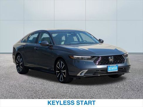 New 2025 Honda Accord Touring image 4