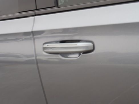 Used 2021 Cadillac Escalade ESV Sport Platinum w/ LPO, ONYX Package image 8