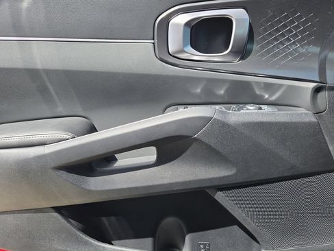 New 2026 Kia Sorento S FWD image 16