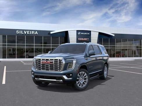 New 2026 GMC Yukon Denali w/ Denali Reserve Package AWD/4WD image 8