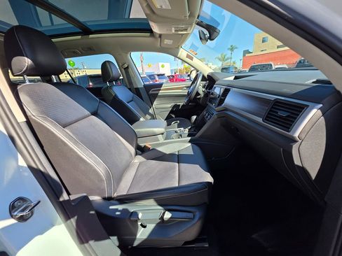 Used 2021 Volkswagen Atlas SE image 10