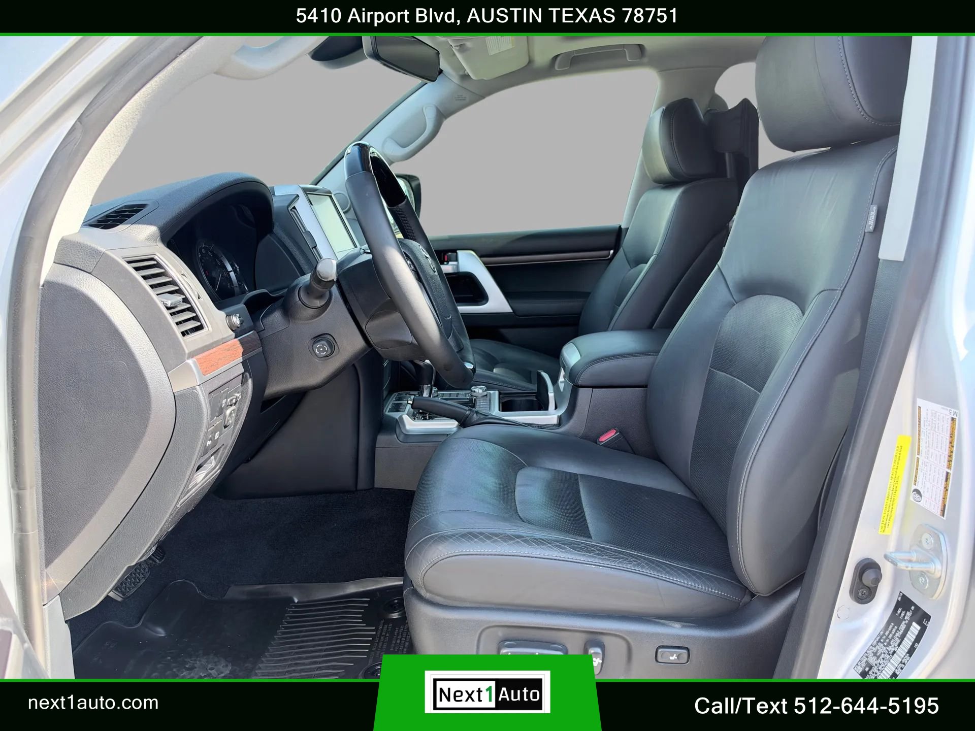 Used 2017 Toyota Land Cruiser AWD/4WD image 20