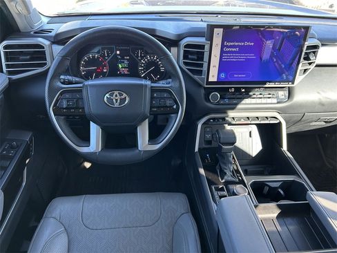 Used 2023 Toyota Tundra Limited image 18