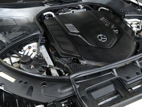 Used 2021 Mercedes-Benz S 580 4MATIC Sedan image 48