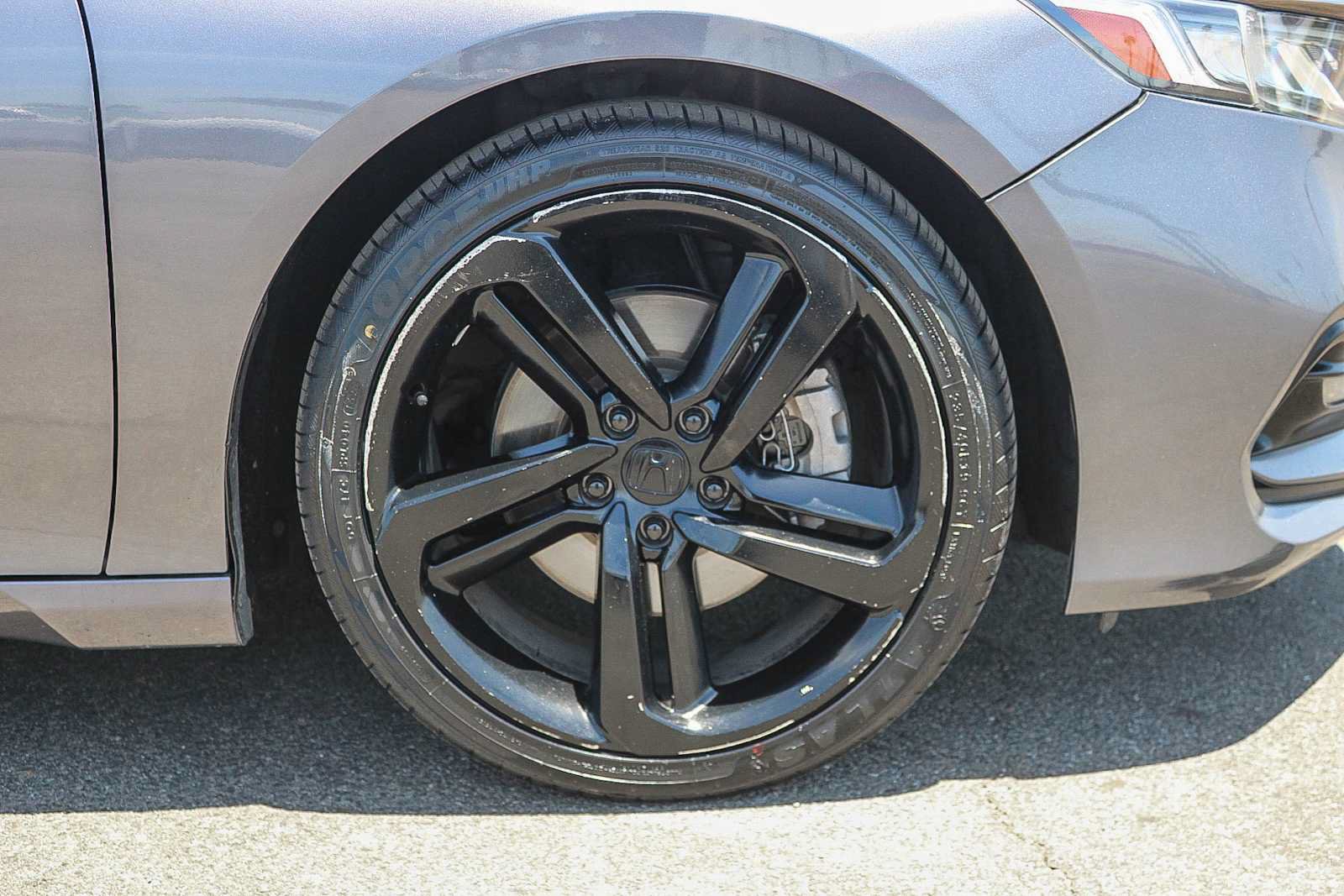 Used 2020 Honda Accord Sport image 11