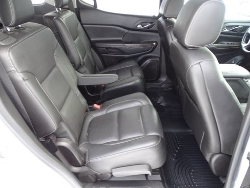 Used 2018 GMC Acadia SLT image 42