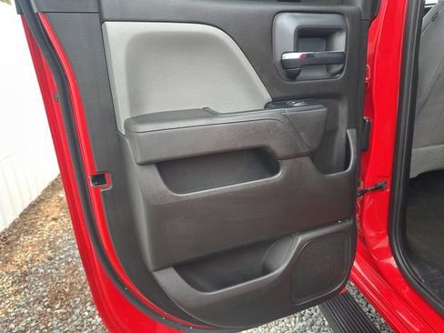 Used 2018 Chevrolet Silverado 1500 Custom w/ Rally 1 Edition image 15