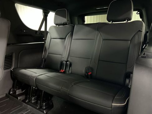 New 2026 Chevrolet Suburban Premier AWD/4WD image 25