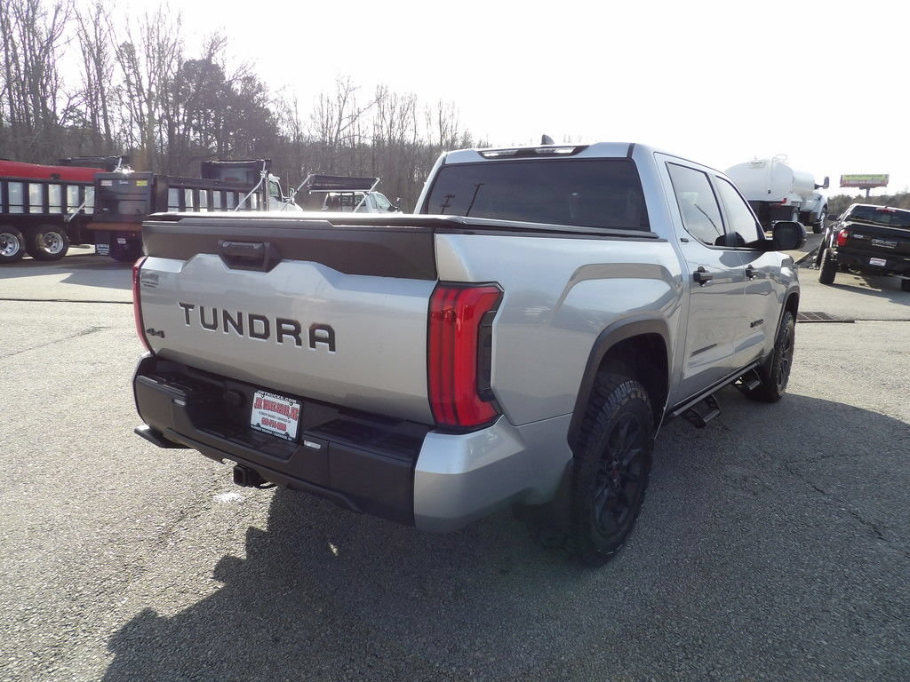 Used 2024 Toyota Tundra SR5 AWD/4WD image 7