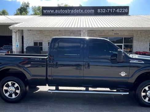 Used 2015 Ford F250 Lariat w/ Lariat Ultimate Package AWD/4WD image 6