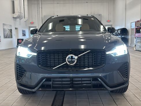Used 2024 Volvo XC60 T8 Ultimate w/ Protection Package Premier AWD/4WD image 10