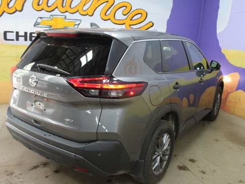 Used 2021 Nissan Rogue S AWD/4WD image 8