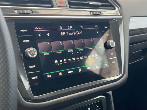 Certified 2023 Volkswagen Tiguan SEL R-Line image 24