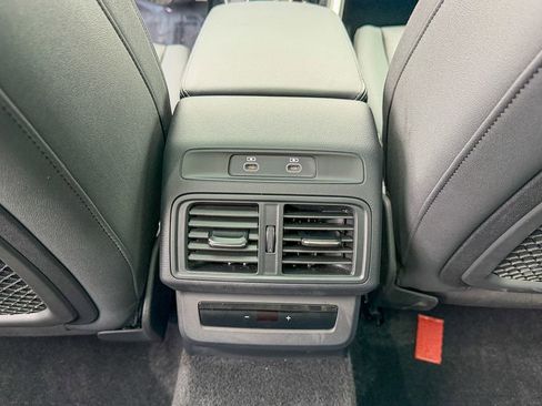 Used 2025 Audi Q5 Premium Plus w/ Premium Plus image 25