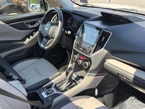 Certified 2023 Subaru Forester Limited AWD/4WD image 9