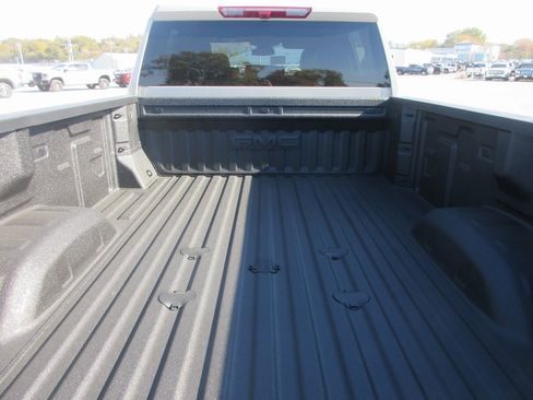 New 2026 GMC Sierra 3500 AT4 image 7