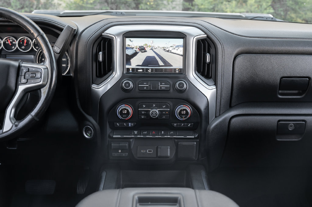 Used 2022 Chevrolet Silverado 2500 LTZ w/ LTZ Convenience Package AWD/4WD image 33