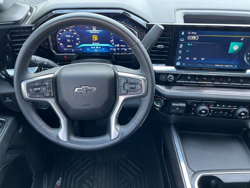 Used 2026 Chevrolet Silverado 3500 LTZ w/ LTZ Plus Package image 15