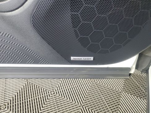 New 2025 Subaru Forester Limited image 28