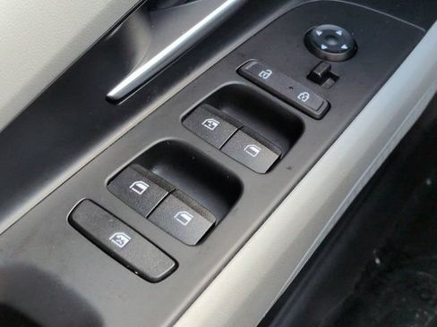 Used 2021 Hyundai Elantra Limited FWD image 23