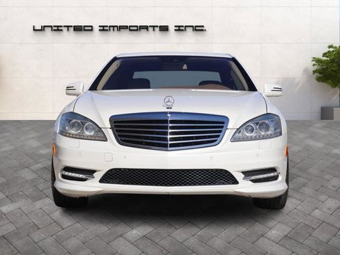 Used 2010 Mercedes-Benz S 550 Sedan w/ Sport Package image 2