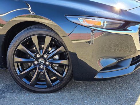 Used 2024 MAZDA MAZDA3 s image 2