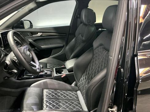 Used 2023 Audi SQ5 Premium Plus w/ Premium Plus Package image 28