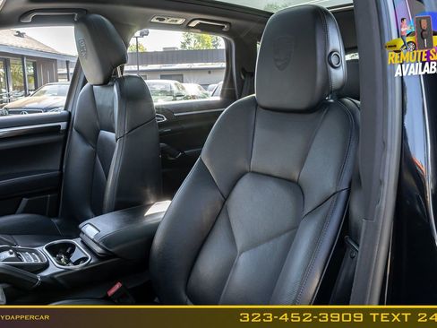 Used 2018 Porsche Cayenne AWD/4WD image 12
