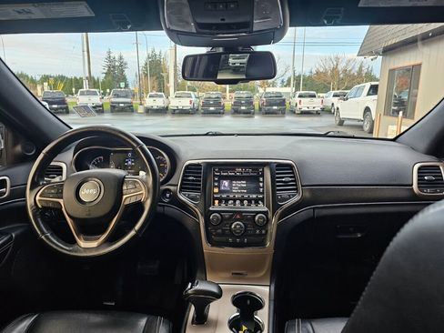 Used 2015 Jeep Grand Cherokee Limited image 14