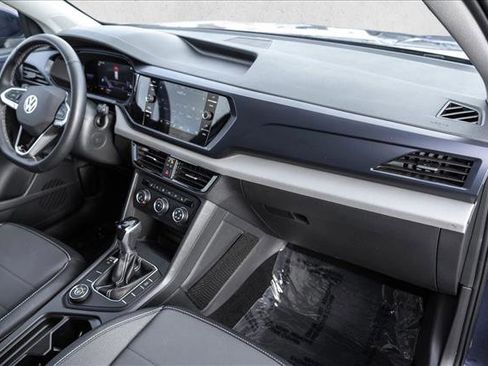 Used 2022 Volkswagen Taos SE image 22