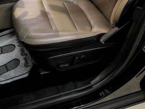 Used 2021 Ford Escape SEL image 27