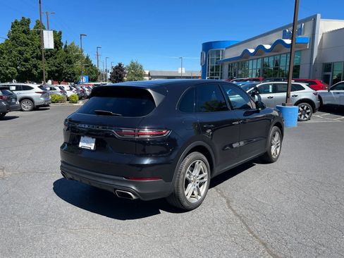 Used 2019 Porsche Cayenne AWD/4WD image 5