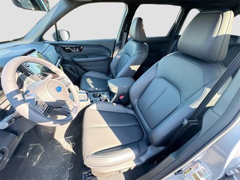 New 2025 Subaru Forester Limited image 20