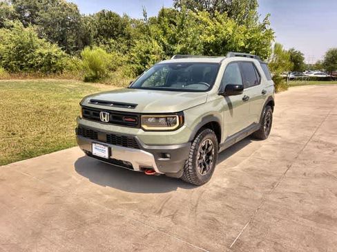Used 2026 Honda Passport TrailSport Elite image 2