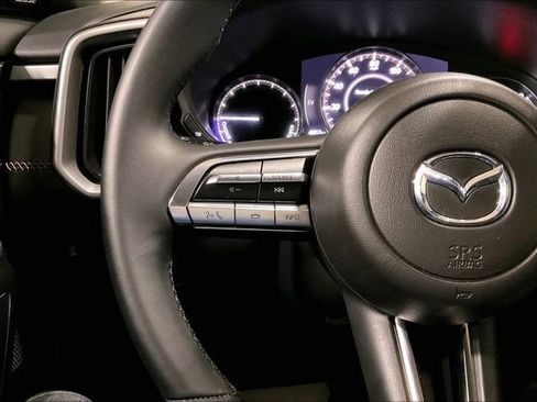 Used 2025 MAZDA CX-50 AWD 2.5 Hybrid w/ Premium Pkg image 18