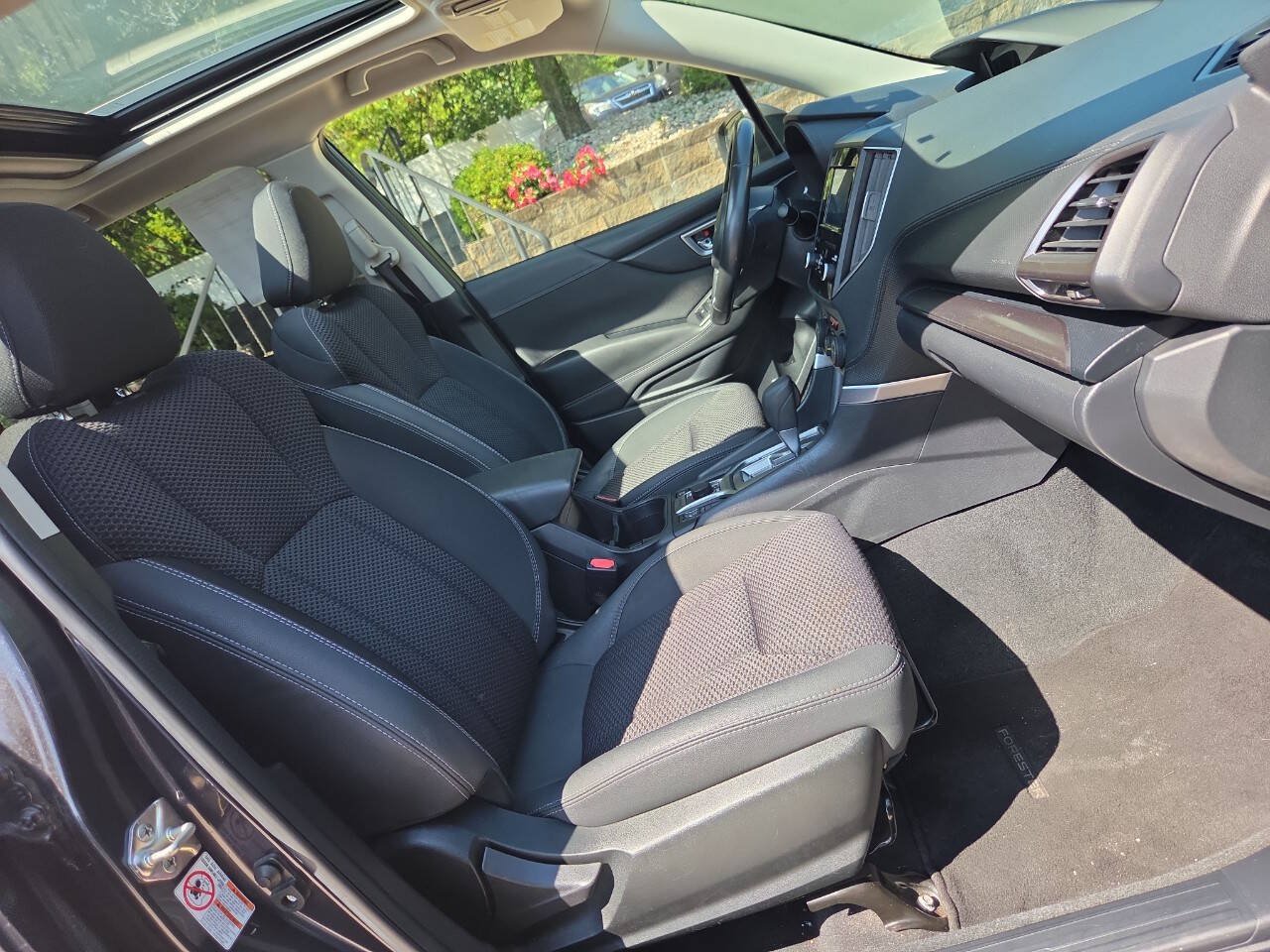 Used 2019 Subaru Forester Premium w/ Popular Package #1 AWD/4WD image 29
