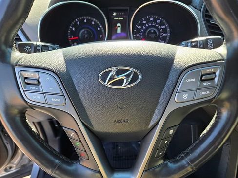 Used 2016 Hyundai Santa Fe SE w/ Option Group 03 image 23
