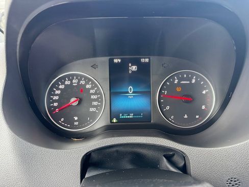 Used 2023 Mercedes-Benz Sprinter 2500 image 52