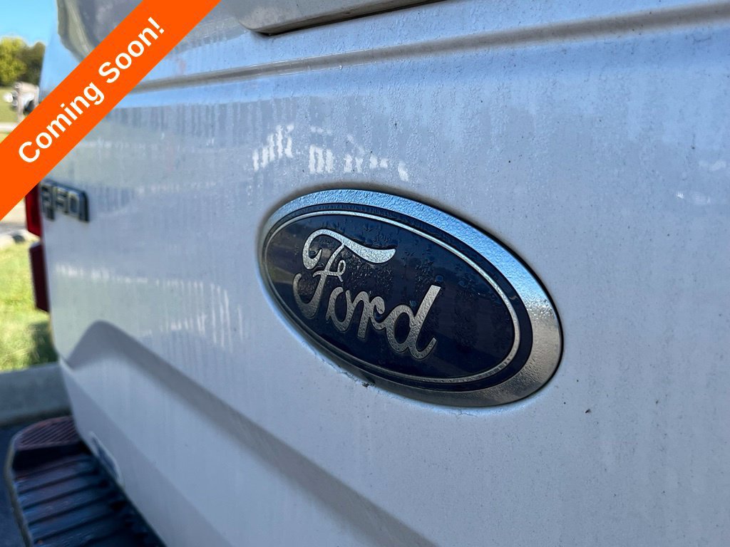 Used 2017 Ford F150 Lariat w/ Equipment Group 502A Luxury AWD/4WD image 12