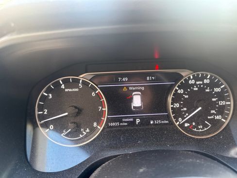 Used 2021 Nissan Rogue SL w/ Premium Package FWD image 2