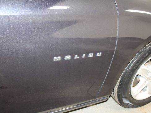 Used 2023 Chevrolet Malibu LS image 12