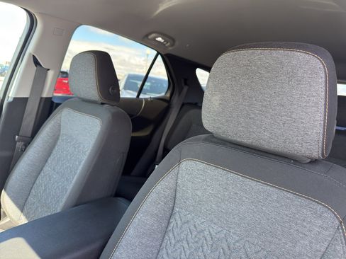Used 2023 Chevrolet Equinox LT AWD/4WD image 27